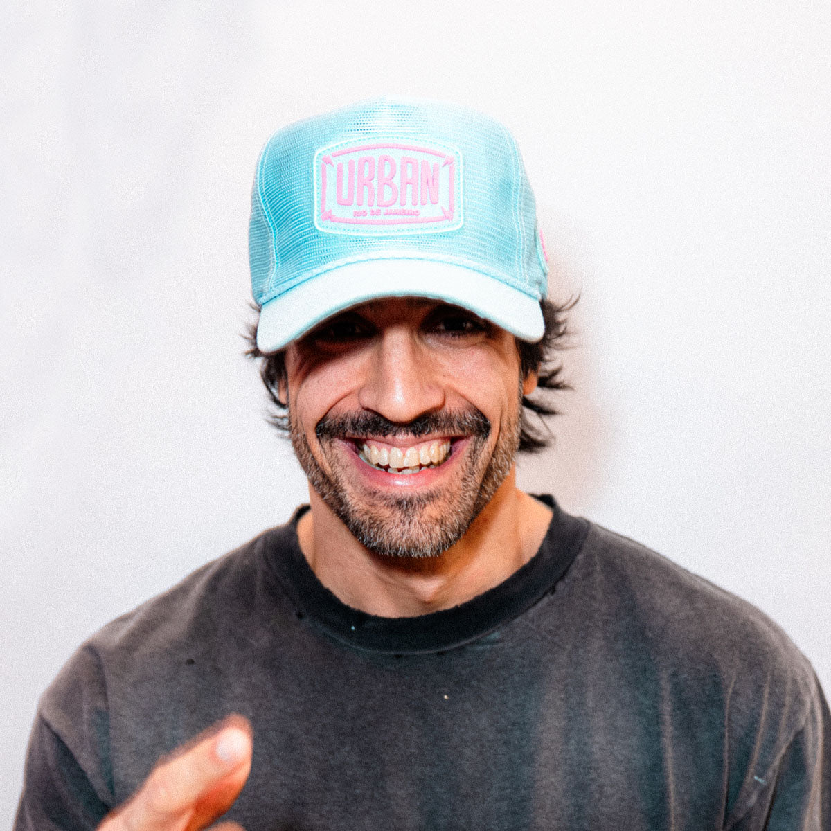 Boné Urban Mesh Trucker Light Blue